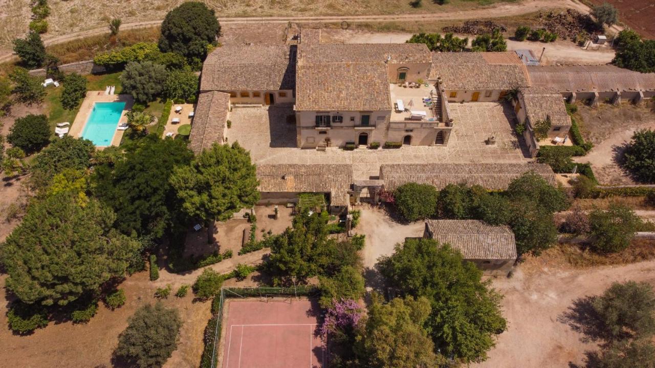 Villa Zottopera - Dimora Di Sicilia 嘉拉蒙提·古非 外观 照片