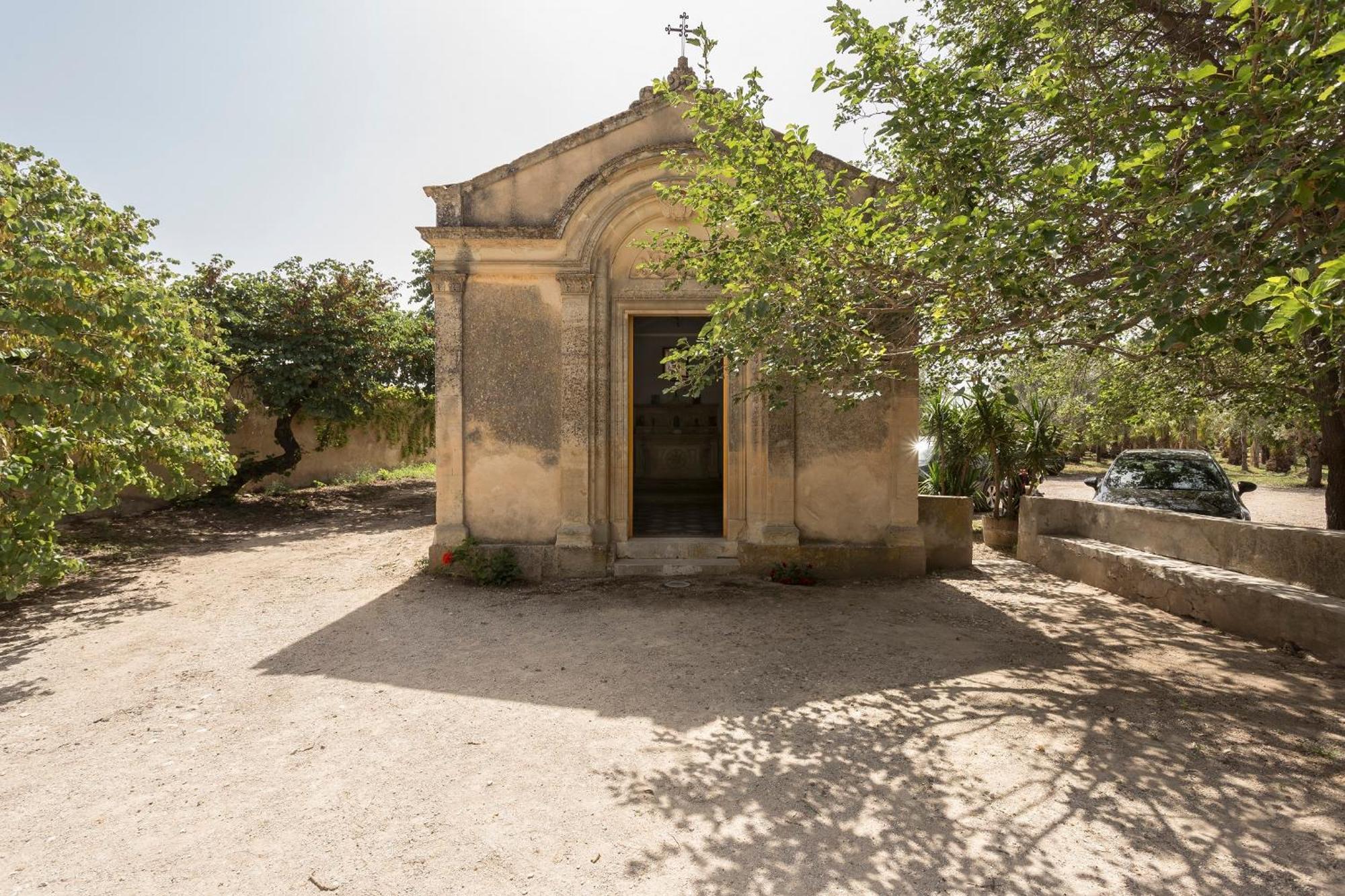 Villa Zottopera - Dimora Di Sicilia 嘉拉蒙提·古非 外观 照片