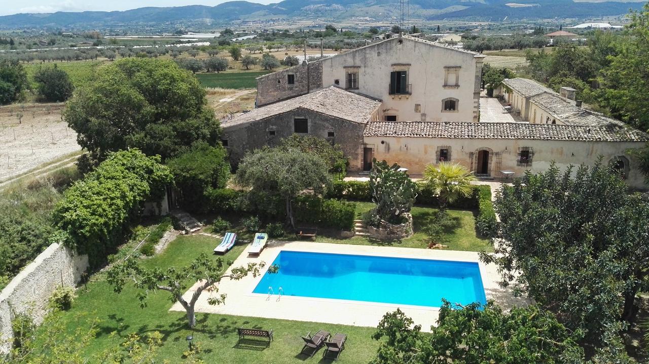 Villa Zottopera - Dimora Di Sicilia 嘉拉蒙提·古非 外观 照片